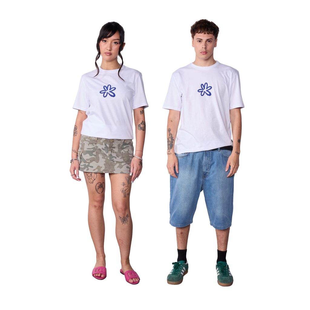 Polera Slim Fit Blanca Flor