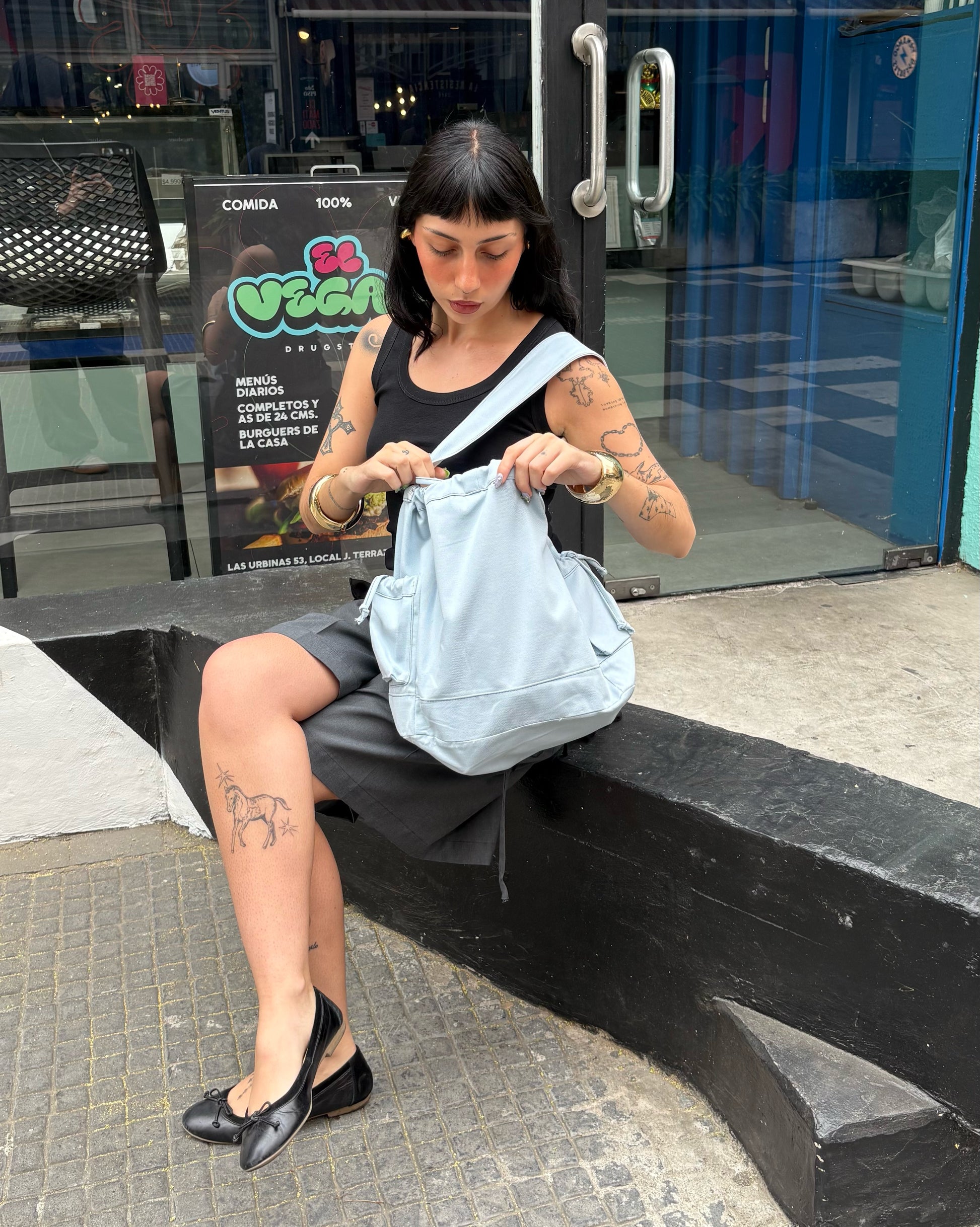 Bolso con amarres tipo saco Celeste