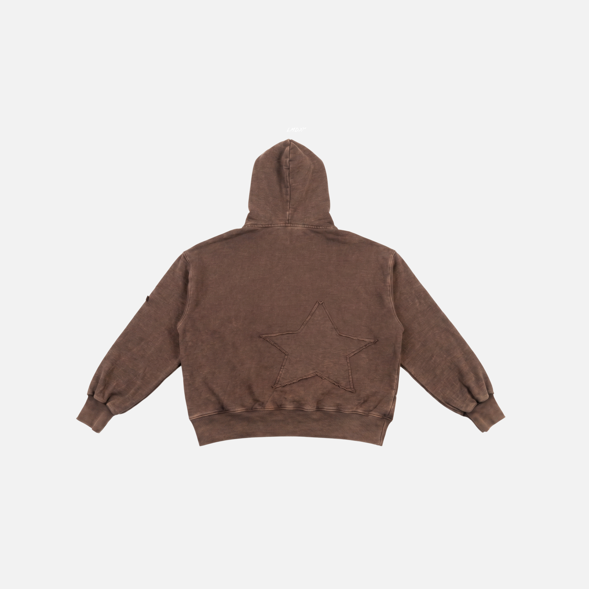 Poleron chocolate con gorro desgastado estrella en espalda