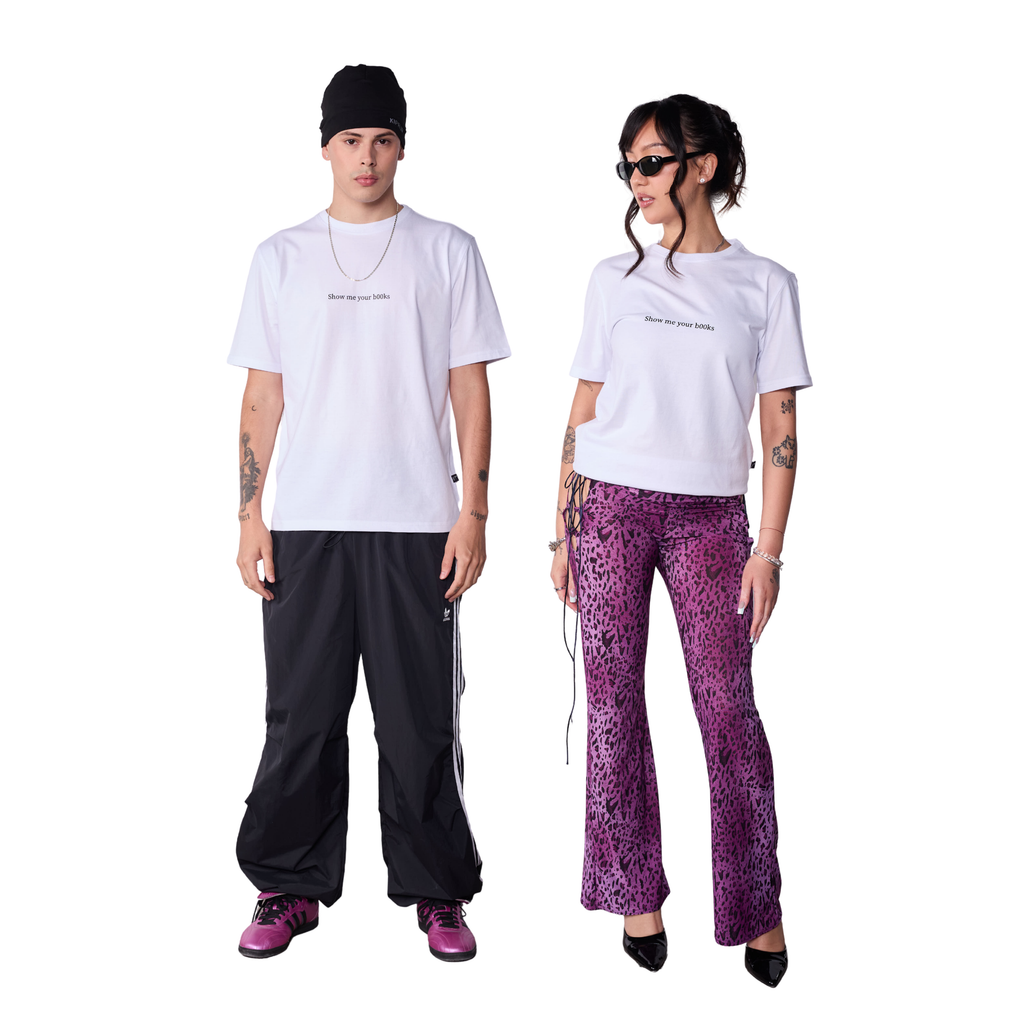 Polera Slim Fit Show me your bOOks.