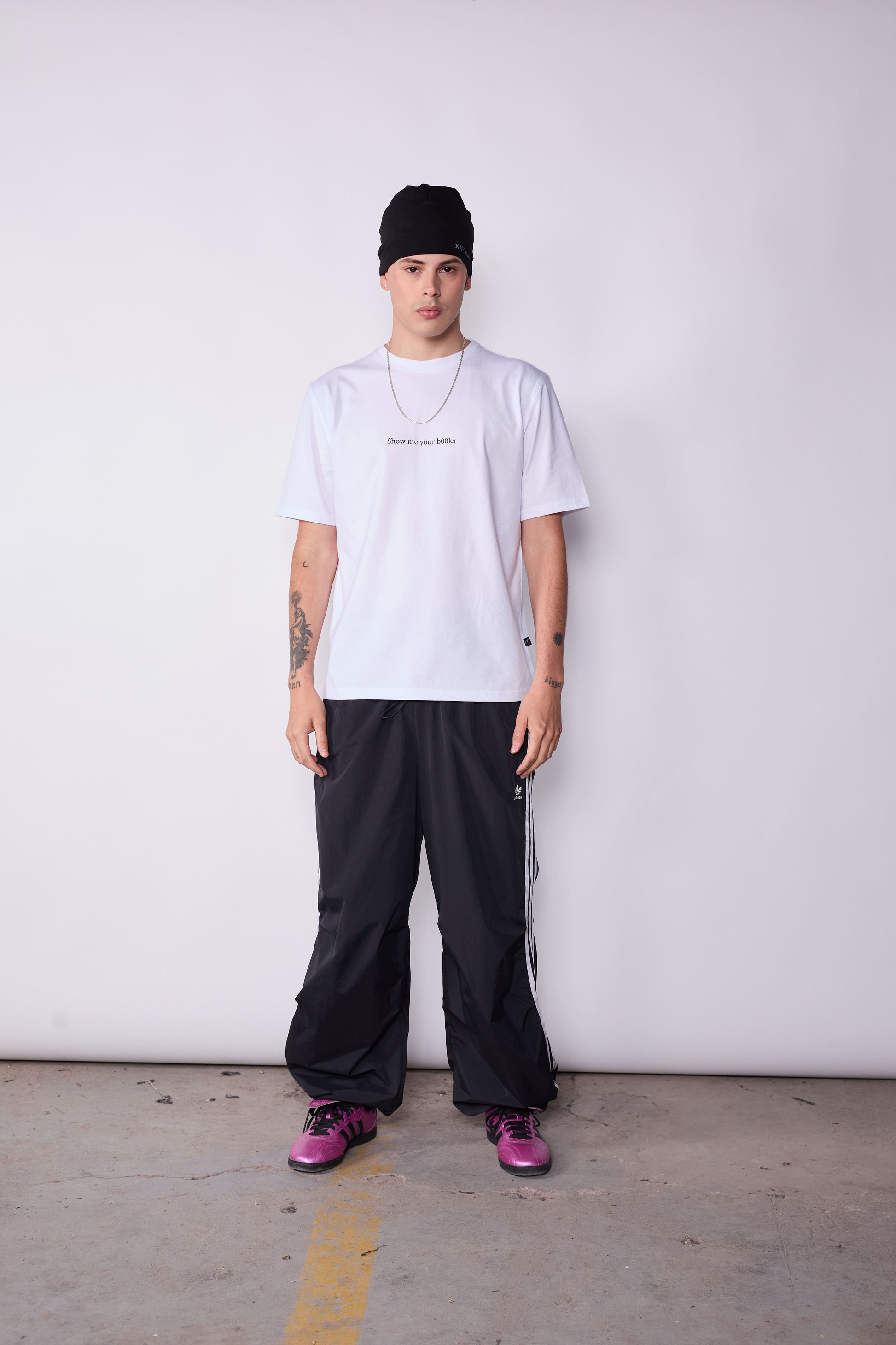 Polera Slim Fit Show me your bOOks.