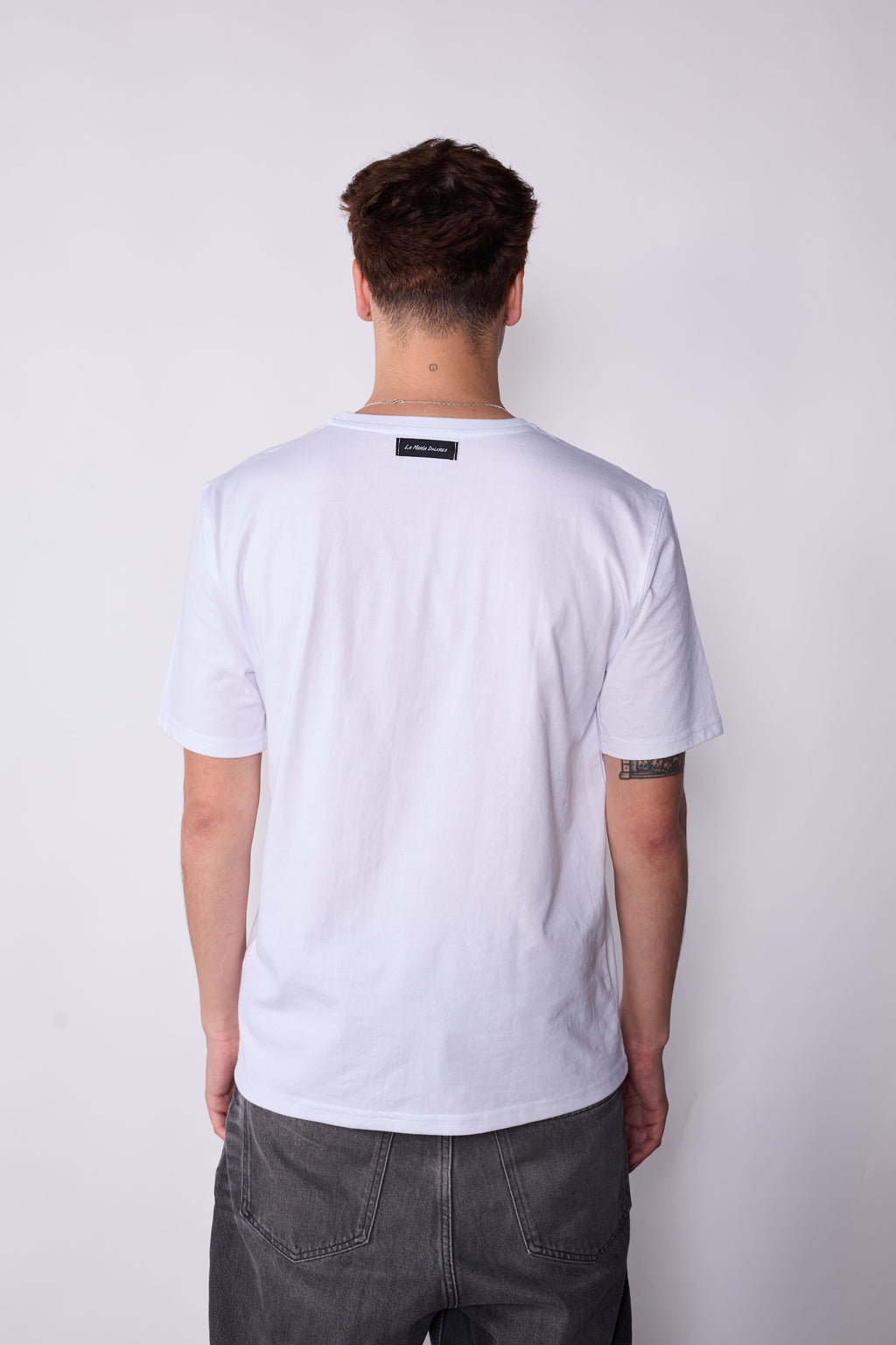 Polera Slim Fit Blanca Diablito