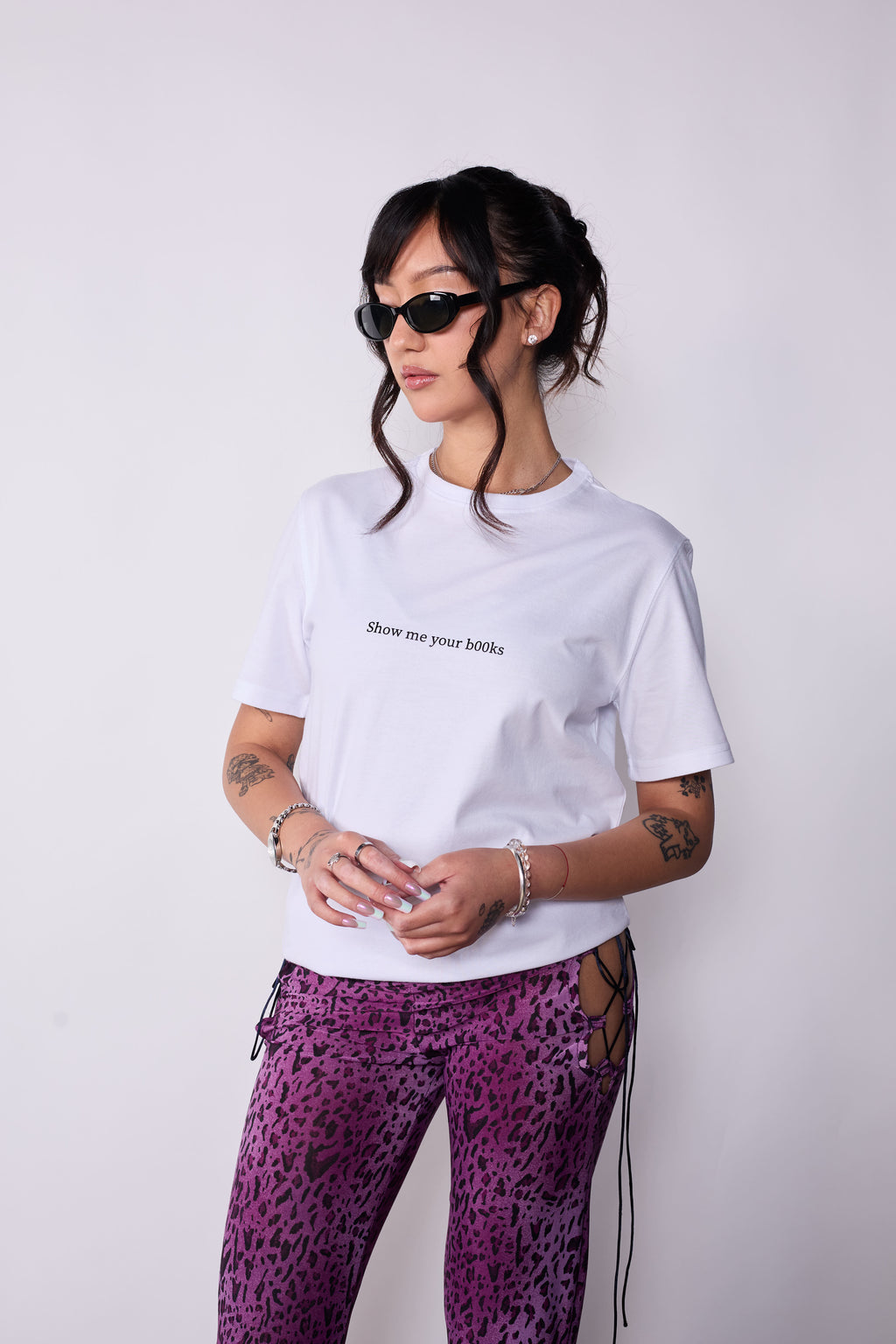 Polera Slim Fit Show me your bOOks.