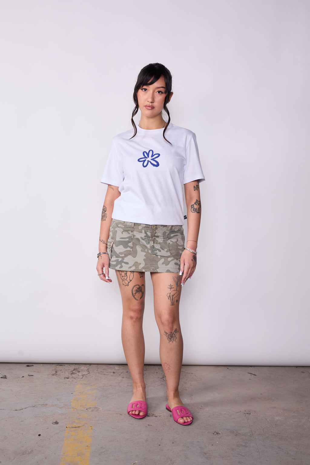 Polera Slim Fit Blanca Flor