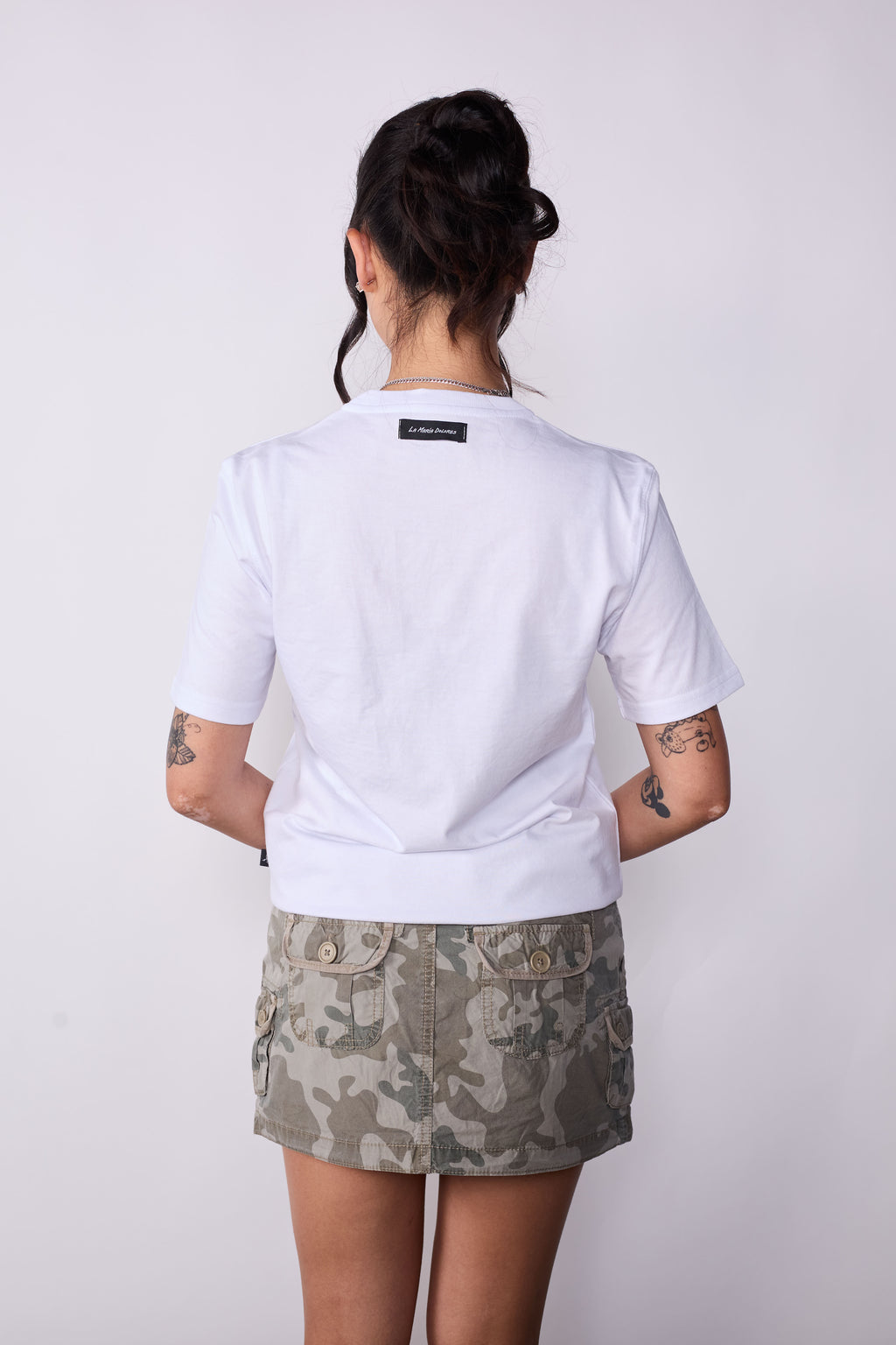 Polera Slim Fit Blanca Flor