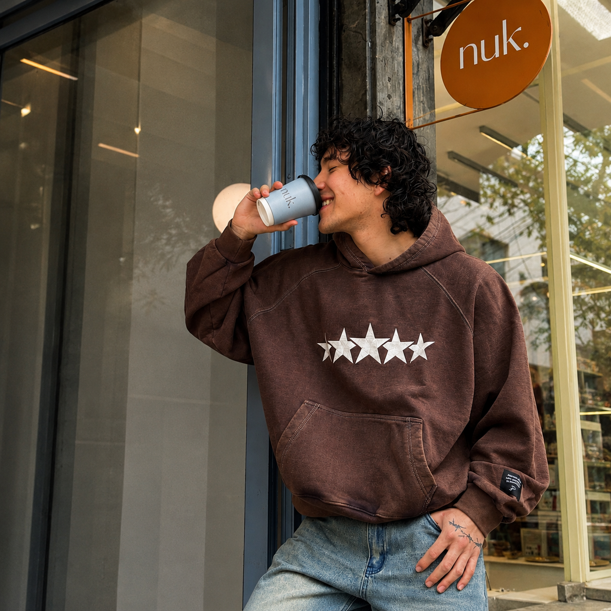 Hoodie Boxy Oversized 5 Estrellas Café Bolsillo Canguro