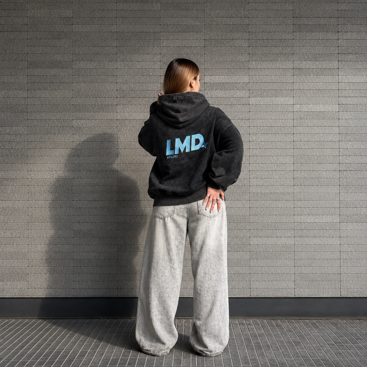 Hoodie gris desgastado LMD studio con cierre