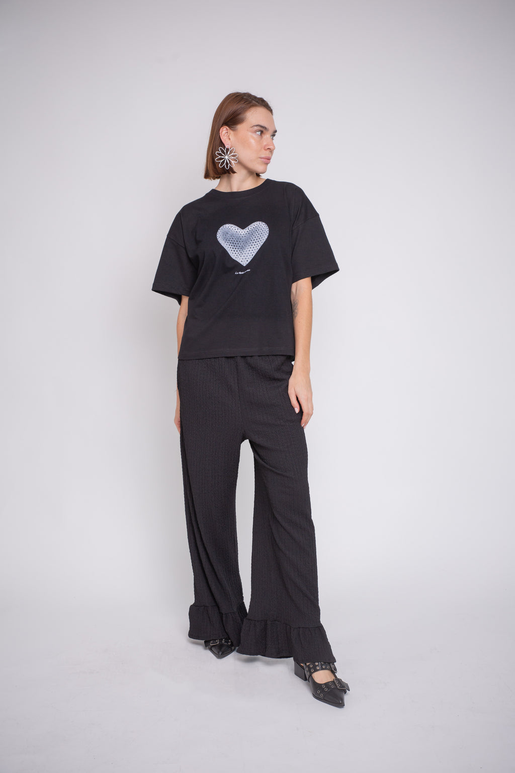 Polera Corazón metálico Negra