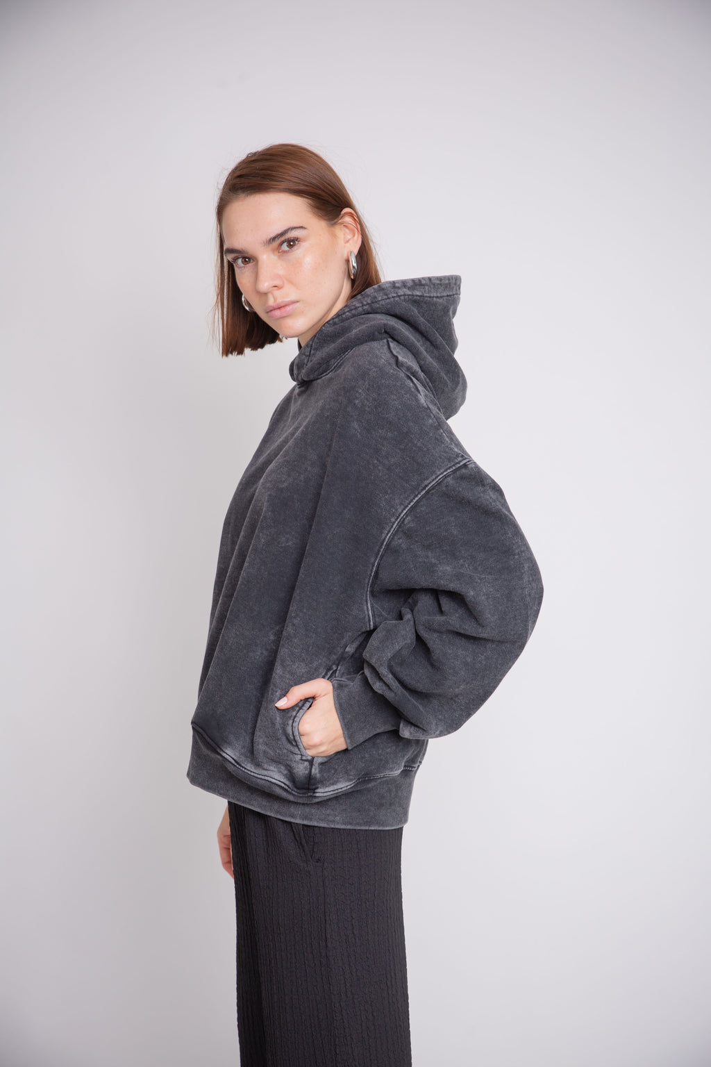 PRE ORDER: Poleron gris con gorro desgastado estrella en espalda